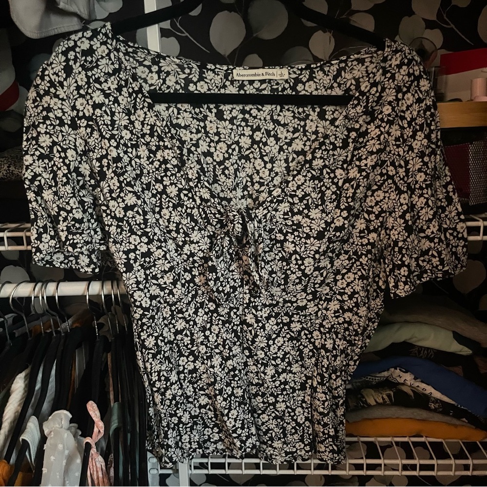 Abercrombie Top